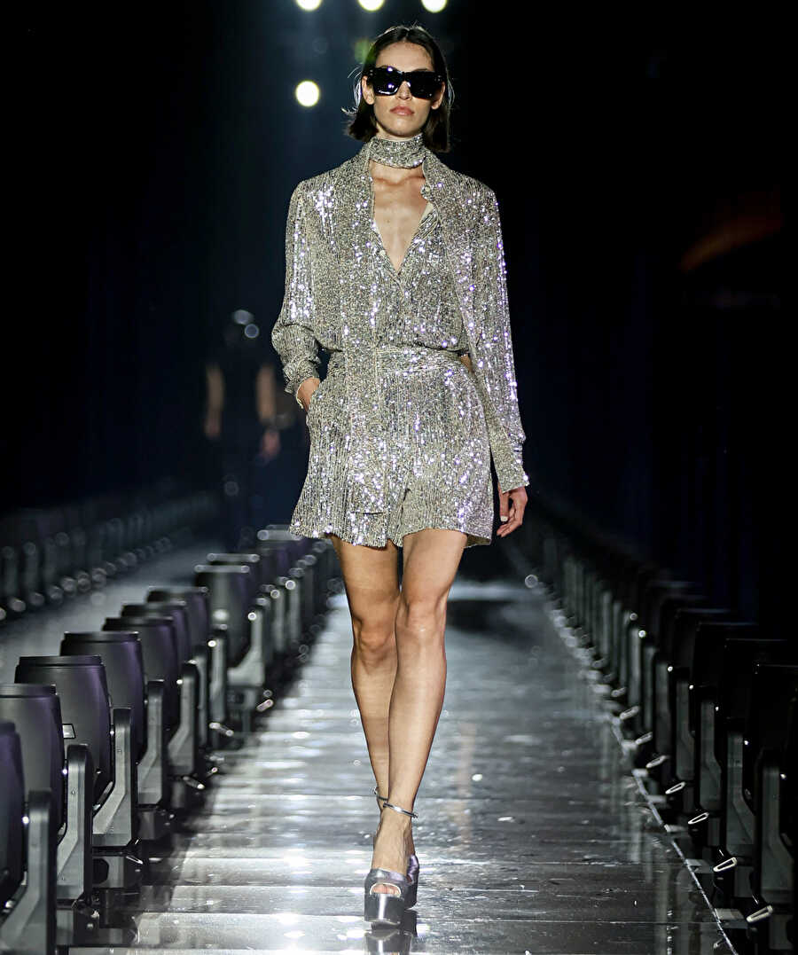 Look 29