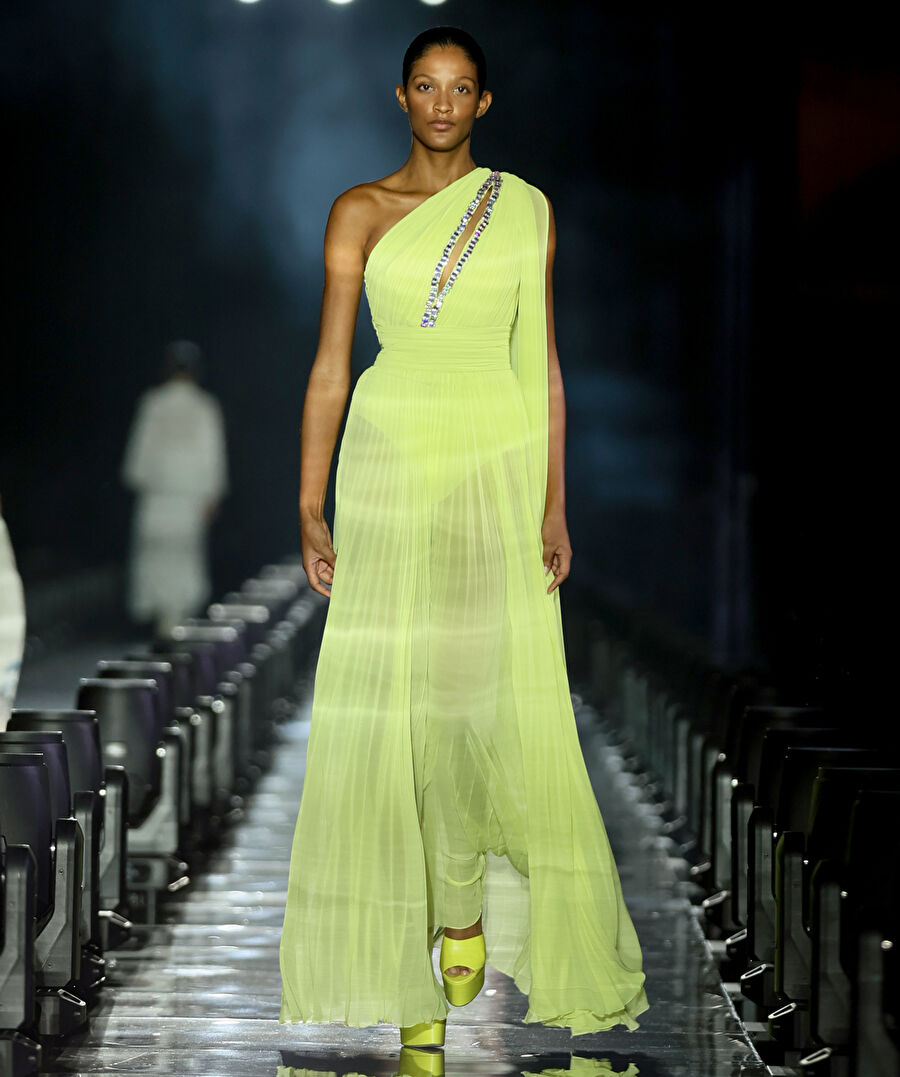 ELIE SAAB X IPEKYOL | pekyol ELIE SAAB X IPEKYOL | pekyol